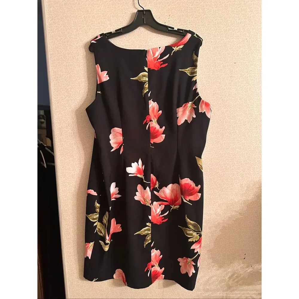 Alyx plus size midi dress - Picture 5 of 7